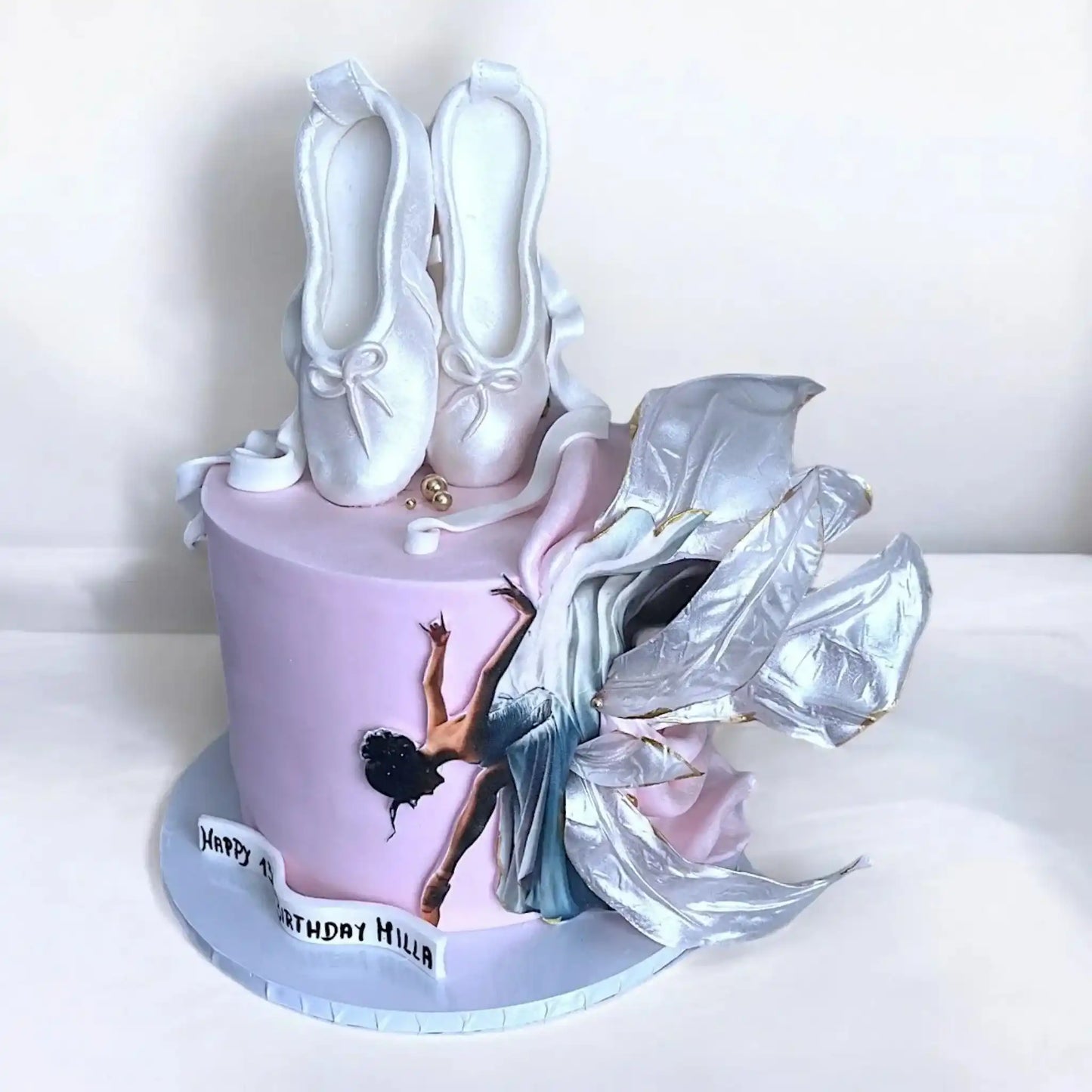 ballerina-birthday-cake-naturally-deliciousss-1 - Naturally_deliciousss