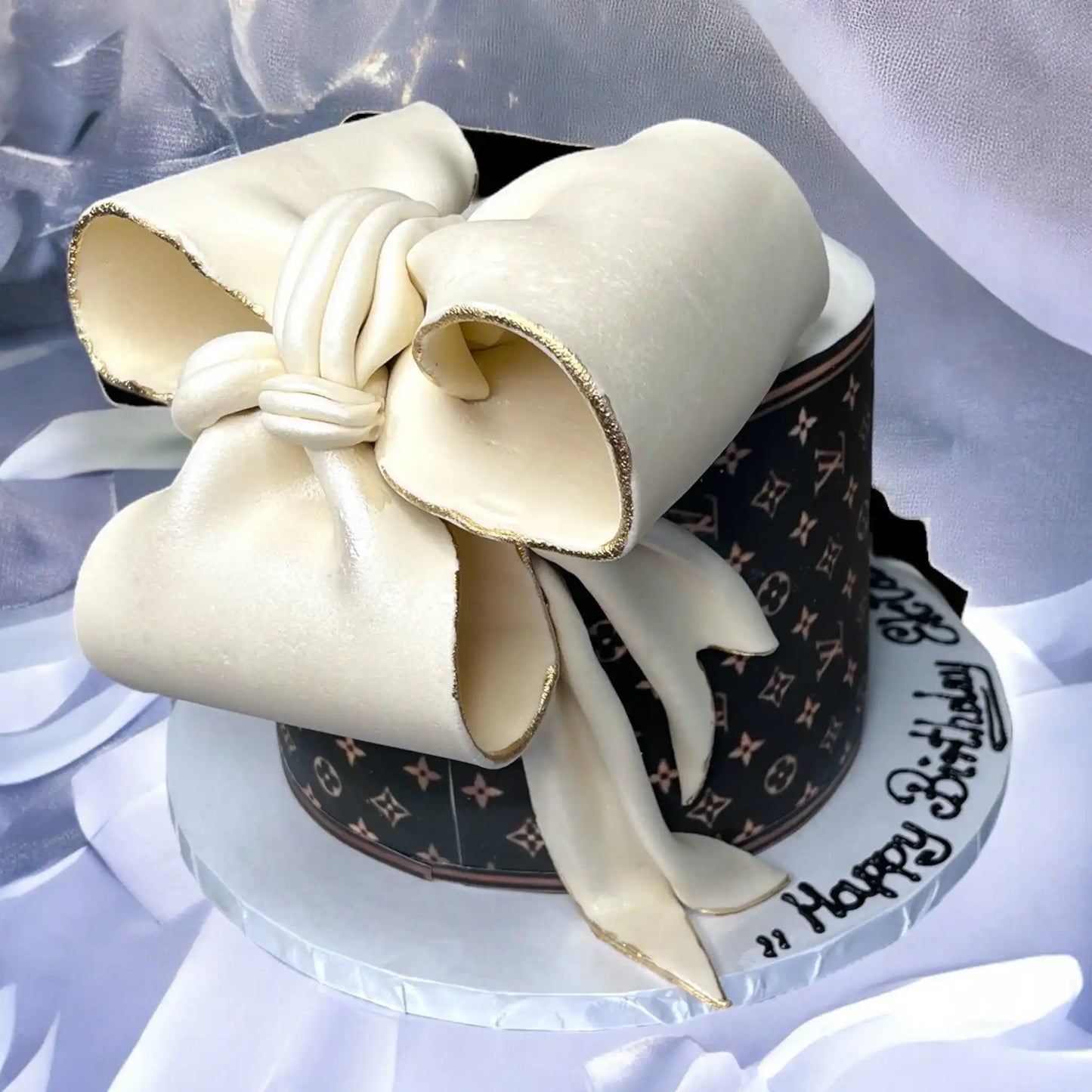 birthday-cake-lv-naturally-deliciousss-2 - Naturally_deliciousss