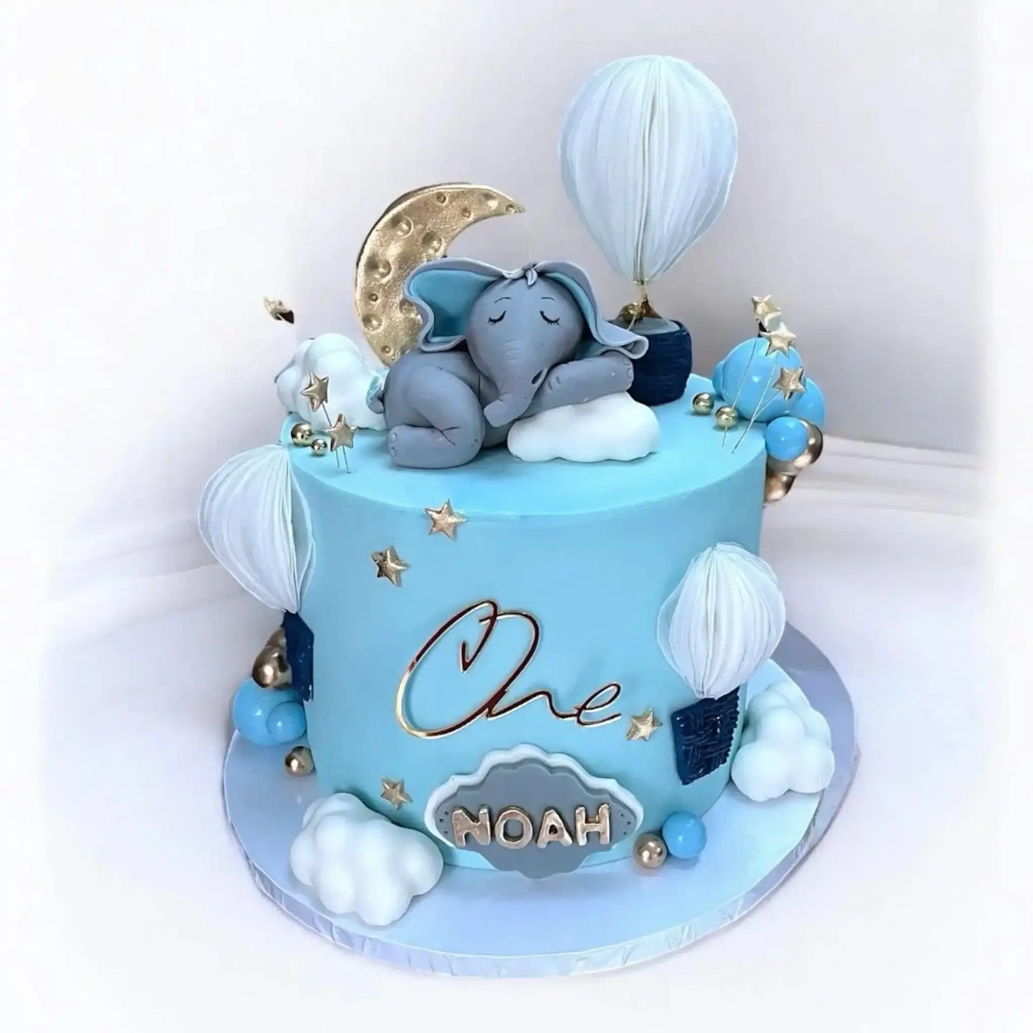 birthday-cake-with-elephant-naturally-deliciousss - Naturally_deliciousss