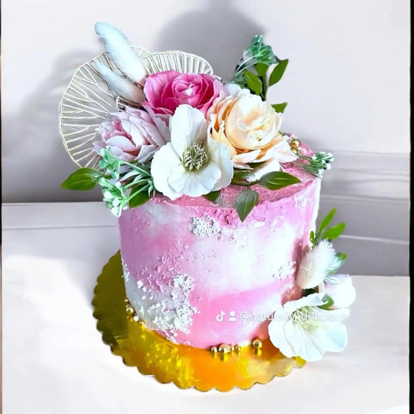 birthday-cake-with-flowers-naturally-deliciousss - Naturally_deliciousss