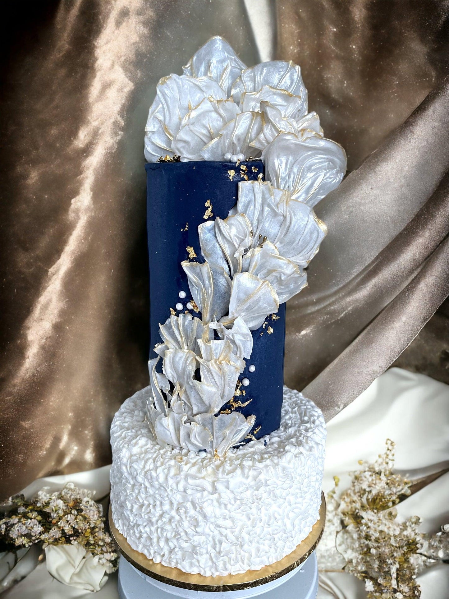 Birthday modern cake - Naturally_deliciousss