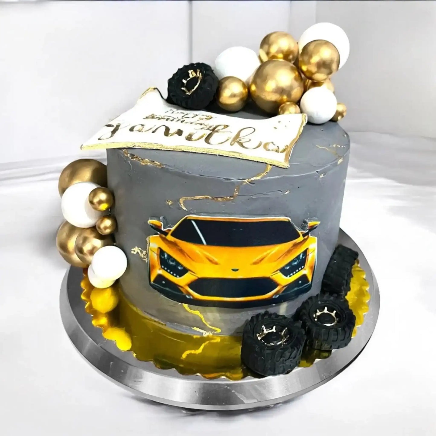 Sports car birthday cake - Naturally_deliciousss