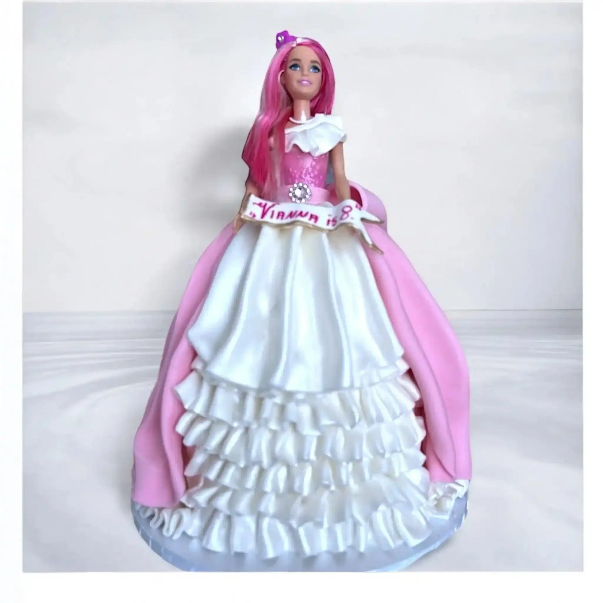 Delicious Barbie Birthday Cake for Celebrations |Naturally_deliciousss Delicious Barbie Birthday Cake for Celebrations |Naturally_deliciousss