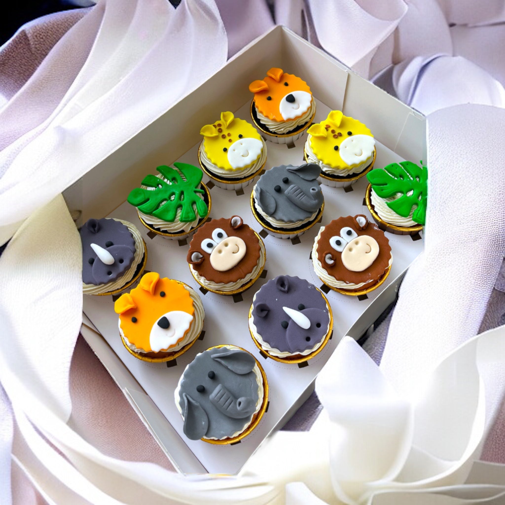 Customised cupcakes with jangle theme