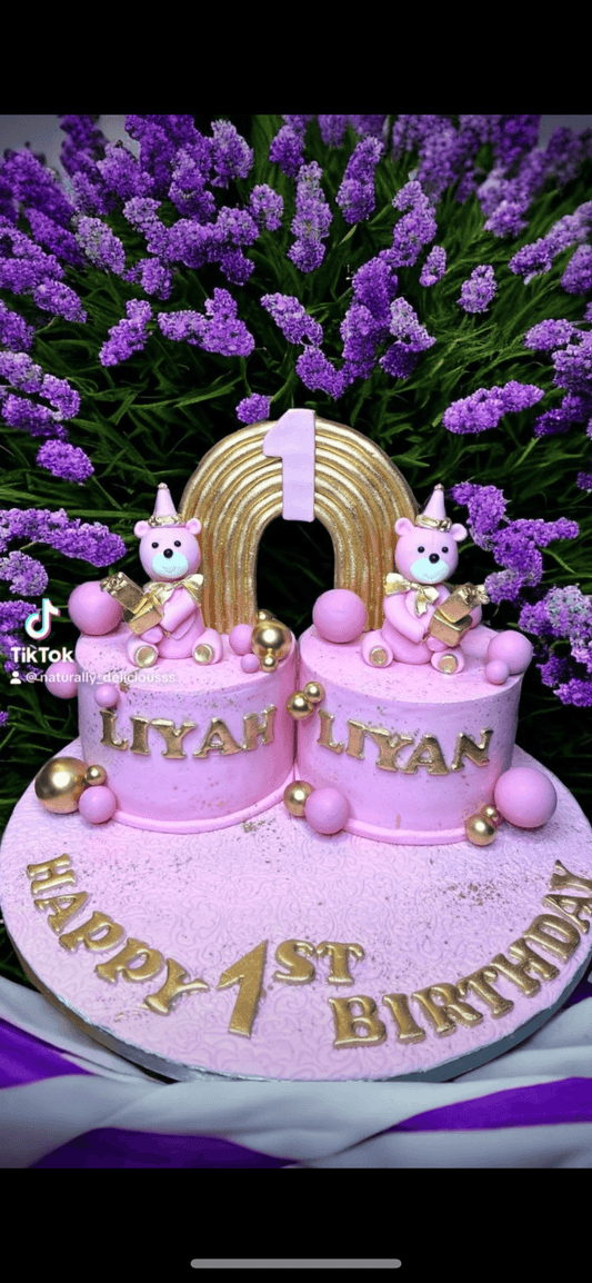 Cake for twins - Naturally_deliciousss