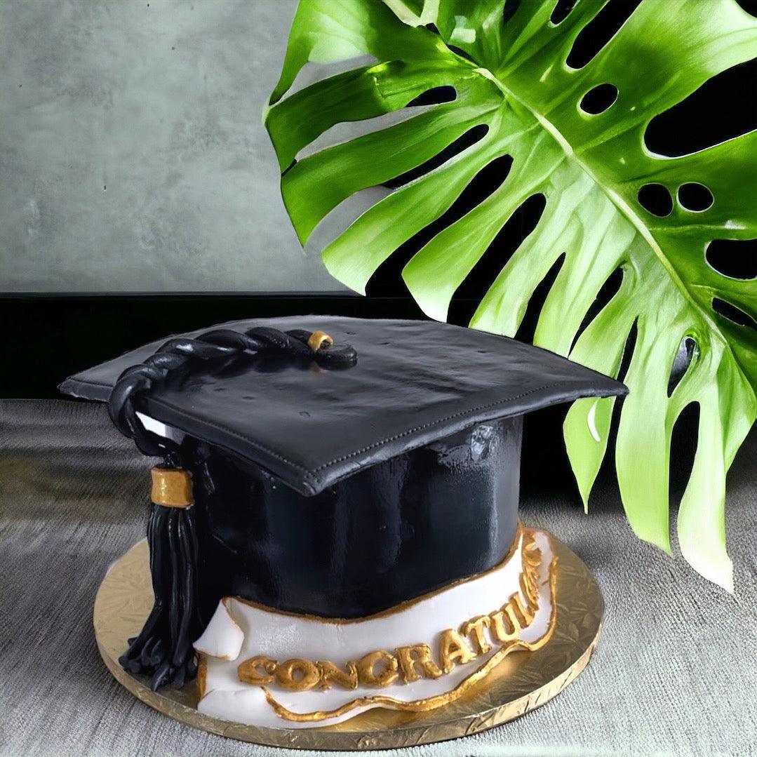 Graduation Hat -cake - Naturally_deliciousss